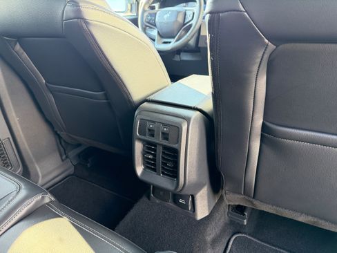 Certified 2025 Ford Bronco Outer Banks image 22