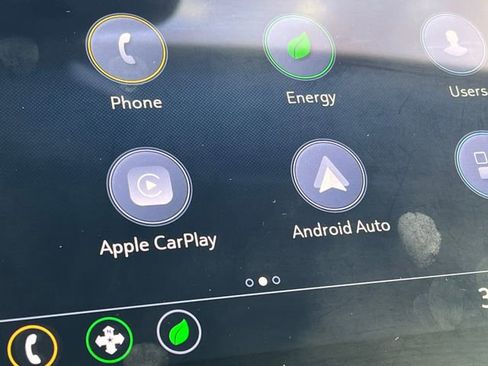 Used 2022 Chevrolet Bolt EUV LT w/ Convenience Package image 24