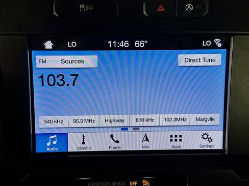 Used 2019 Ford F150 Lariat image 21