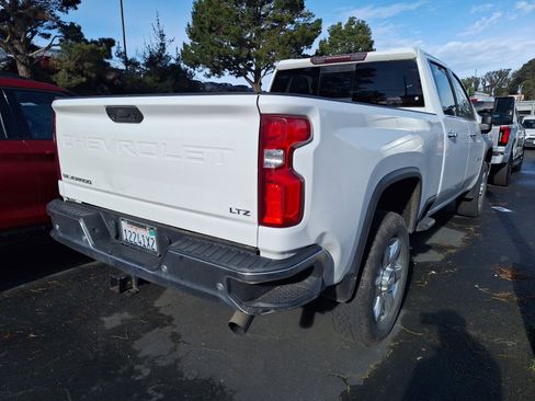 Used 2020 Chevrolet Silverado 2500 LTZ w/ LTZ Plus Package image 4
