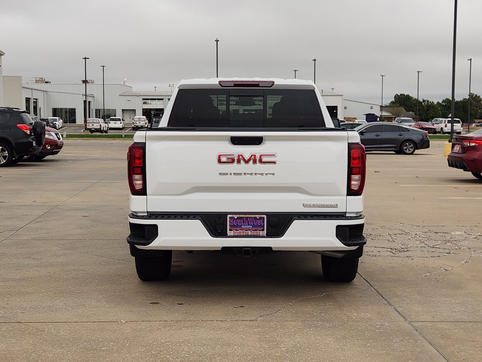 Used 2026 GMC Sierra 1500 Elevation w/ Preferred Package AWD/4WD image 8