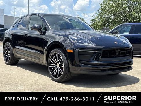 Used 2023 Porsche Macan Turbo AWD/4WD image 1