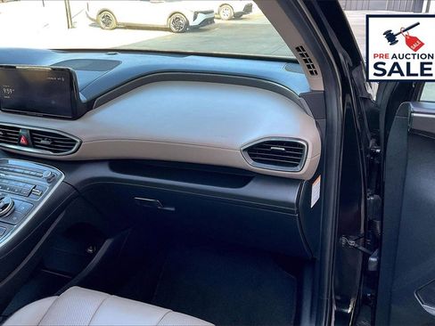 Used 2023 Hyundai Santa Fe SEL Premium image 16