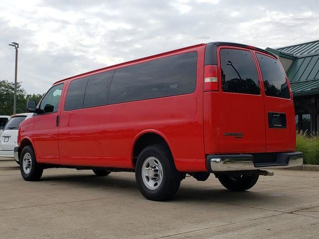 Used 2016 Chevrolet Express 3500 LT w/ LT Preferred Equipment Group RWD image 3