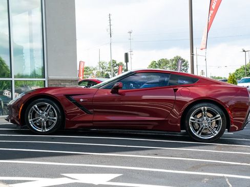 Used 2017 Chevrolet Corvette Stingray Coupe w/ 2LT Preferred Equipment Group RWD image 22