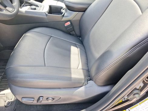 Used 2025 Toyota RAV4 XLE w/ Convenience Package AWD/4WD image 17