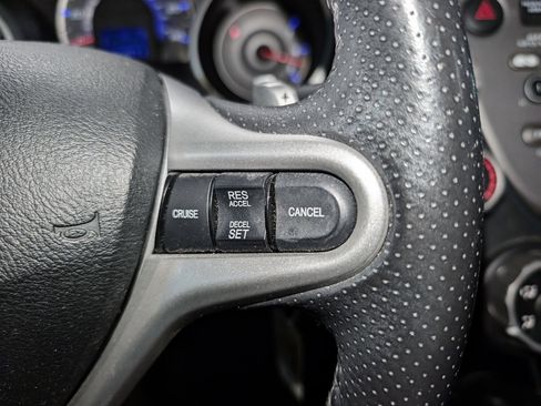 Used 2010 Honda Fit Sport image 39