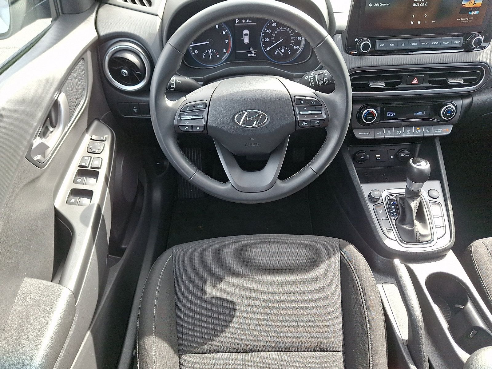 Certified 2023 Hyundai Kona SEL w/ Convenience Package AWD/4WD image 11