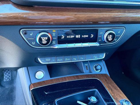 Used 2023 Audi Q5 Prestige image 37