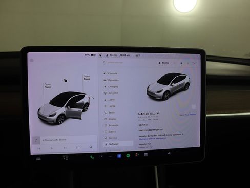 Used 2021 Tesla Model Y Long Range image 55