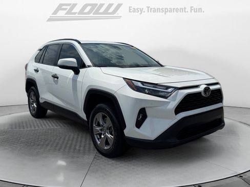 Used 2025 Toyota RAV4 XLE w/ Convenience Package AWD/4WD image 1