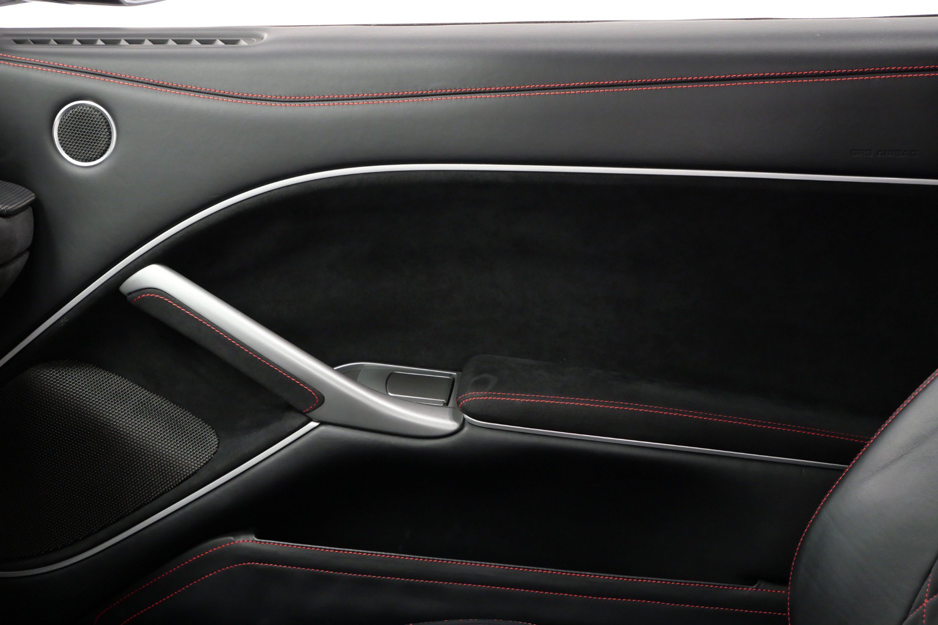 Used 2015 Ferrari F12 Berlinetta RWD image 38