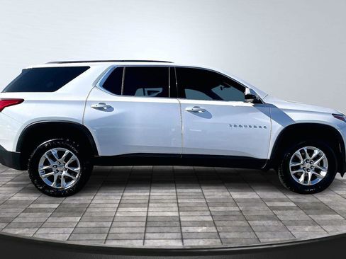 Certified 2020 Chevrolet Traverse LT image 16
