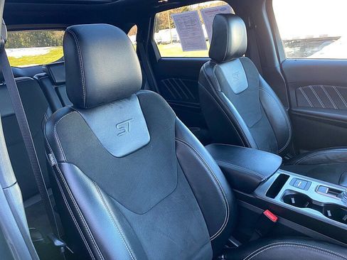 Used 2022 Ford Edge ST w/ Equipment Group 401A image 26