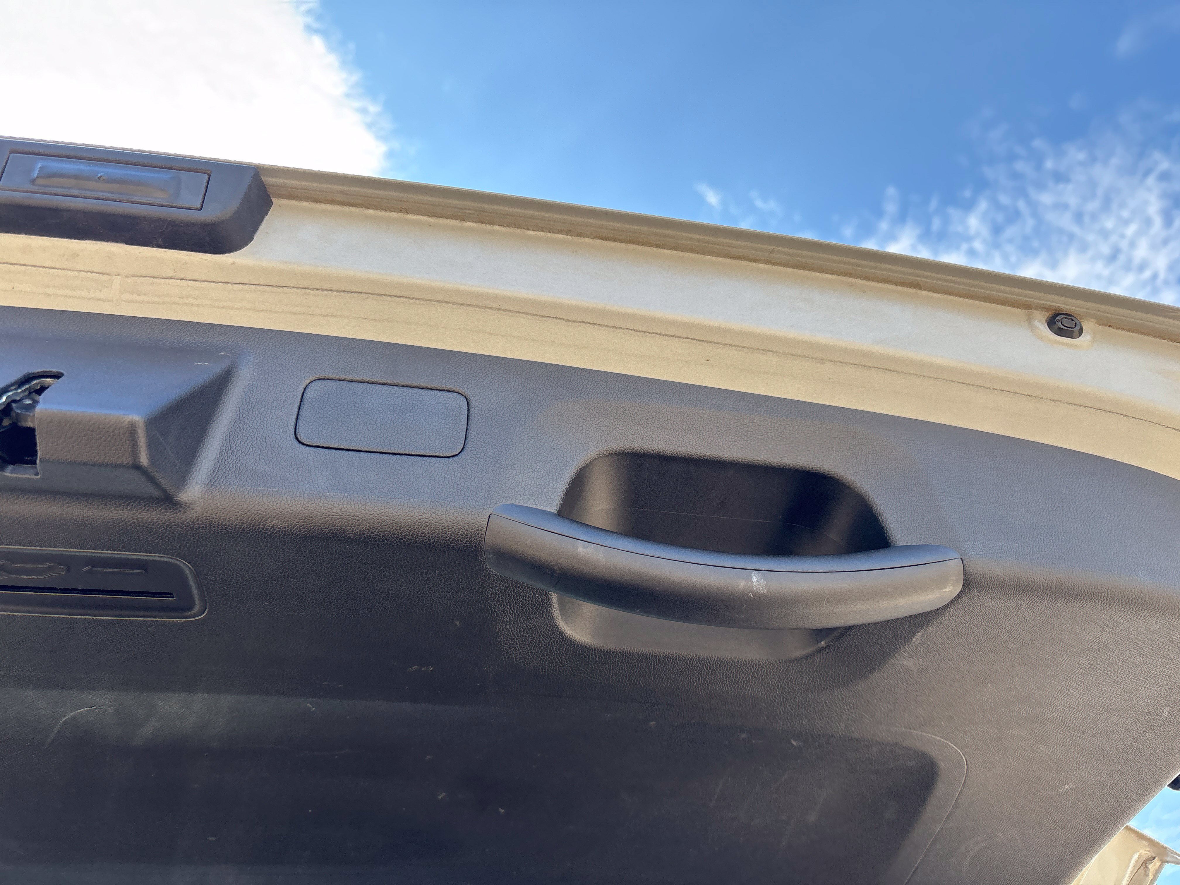 Used 2024 Kia Sorento S w/ Panoramic Sunroof Package FWD image 12