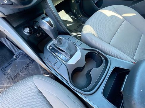 Used 2017 Hyundai Santa Fe Sport image 24