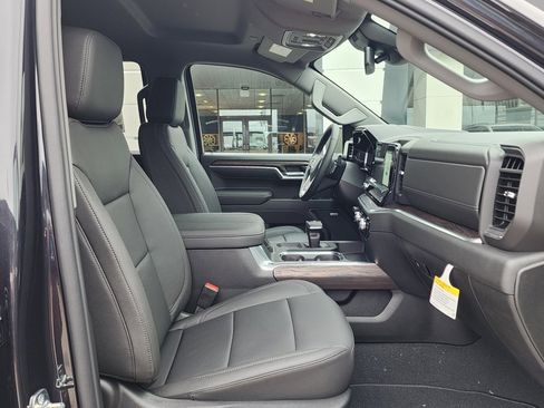 New 2026 GMC Sierra 1500 SLT w/ SLT Premium Plus Package image 38
