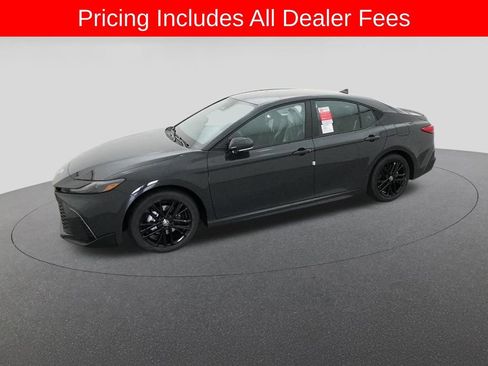 New 2026 Toyota Camry SE FWD image 2