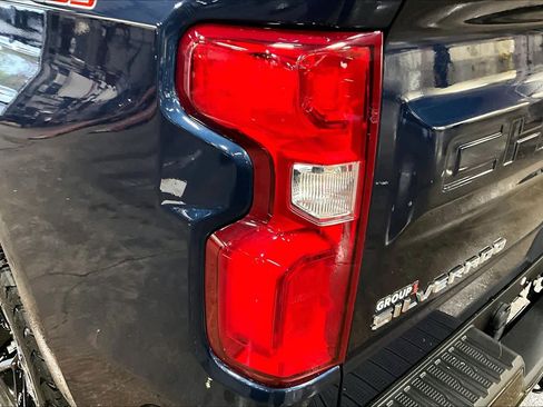 Used 2023 Chevrolet Silverado 1500 LT Trail Boss AWD/4WD image 26