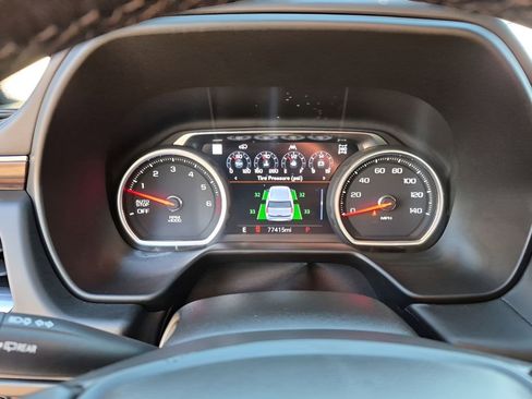 Used 2021 Chevrolet Suburban High Country image 38