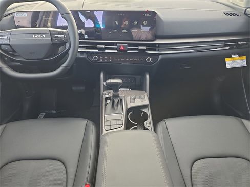New 2026 Kia Sportage EX image 15