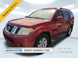 Used 2008 Nissan Pathfinder SE w/ Leather Pkg image 1