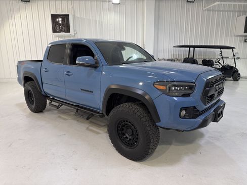 Used 2019 Toyota Tacoma TRD Off-Road image 7