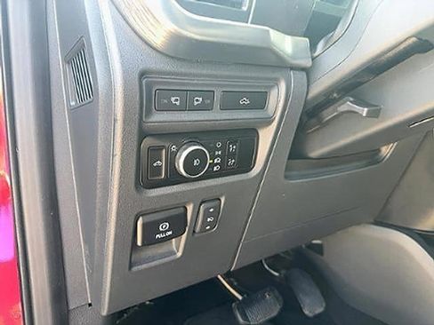 Used 2023 Ford F150 Lariat image 24