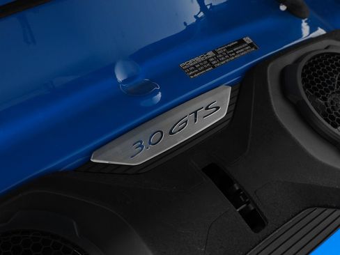 Certified 2022 Porsche 911 Carrera GTS RWD image 22
