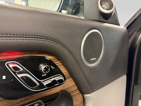 Used 2018 Land Rover Range Rover Supercharged AWD/4WD image 35