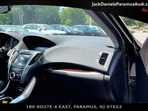 Used 2015 Acura TLX FWD image 13
