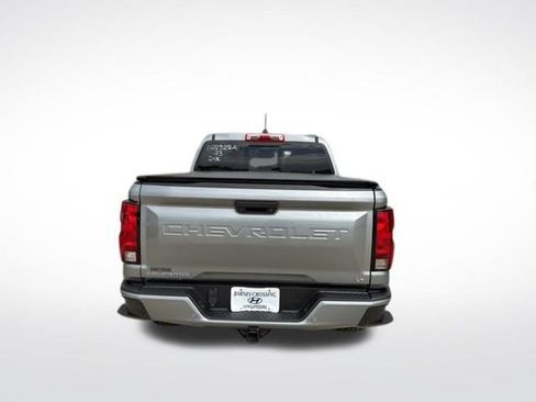 Used 2023 Chevrolet Colorado LT w/ LT Convenience Package II image 4