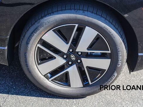 Certified 2026 Hyundai Ioniq 9 SEL AWD/4WD image 11