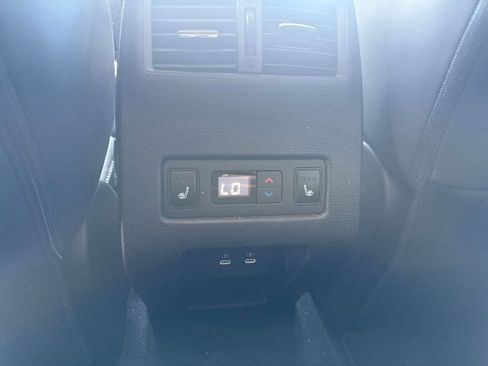 Used 2026 Mitsubishi Outlander AWD image 20