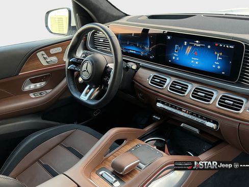 Used 2024 Mercedes-Benz GLS 63 AMG 4MATIC image 24