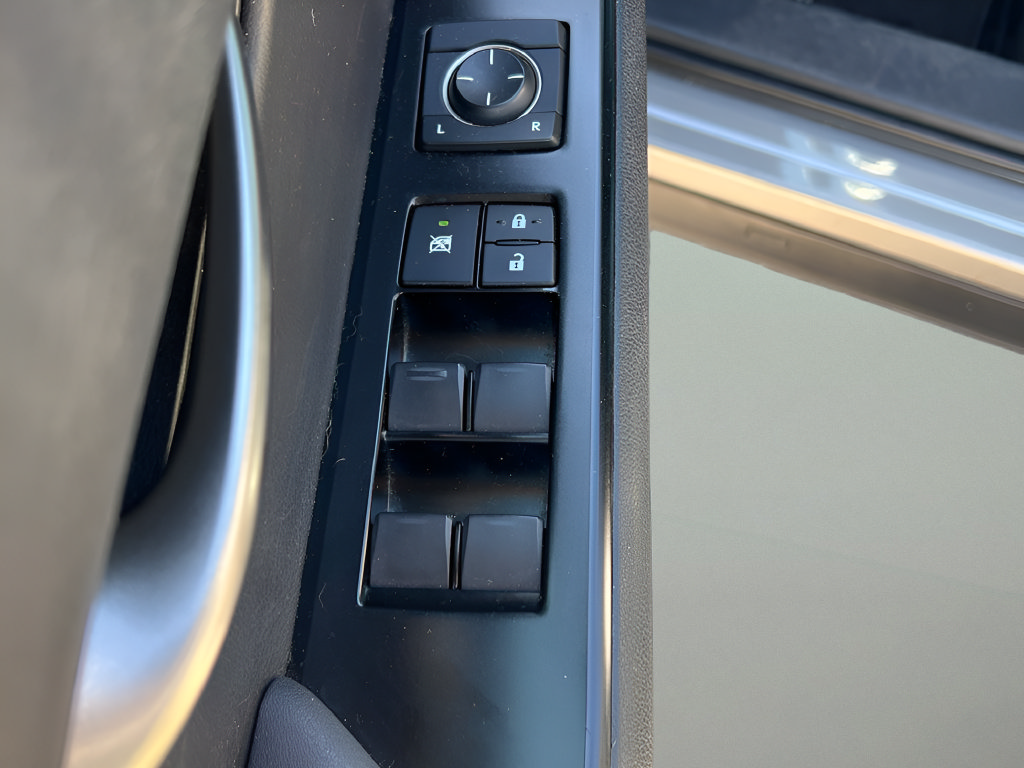 Used 2020 Lexus UX 250h w/ Premium Package AWD/4WD image 14