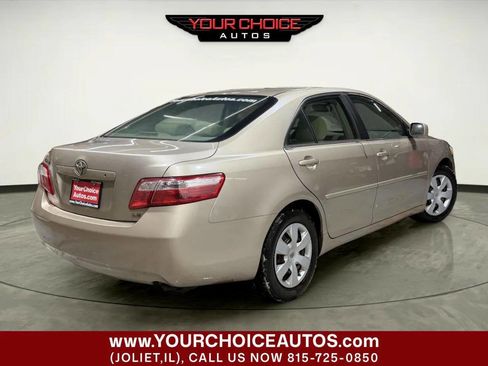 Used 2007 Toyota Camry LE image 5