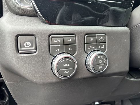 New 2026 GMC Sierra 1500 SLT AWD/4WD image 20