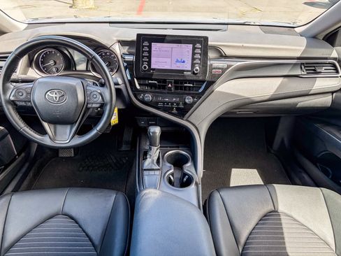 Used 2023 Toyota Camry SE FWD image 13