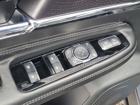 New 2026 Lincoln Corsair Premiere image 10