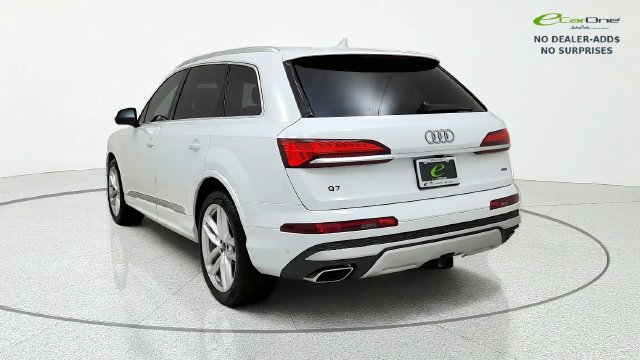 Used 2025 Audi Q7 3.0T Premium Plus w/ Premium Plus Package AWD/4WD image 6