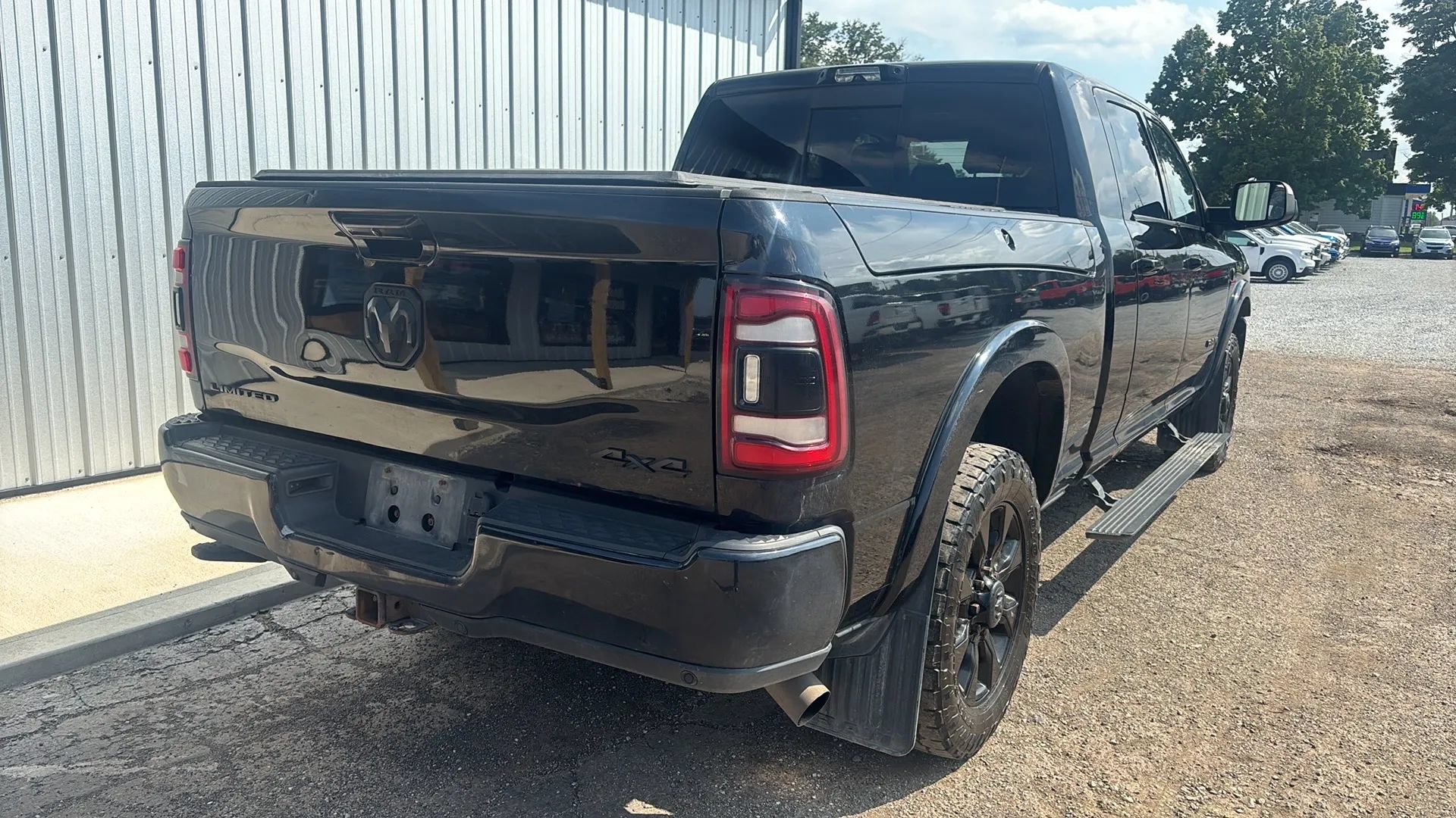 Used 2021 RAM 3500 Limited AWD/4WD image 10