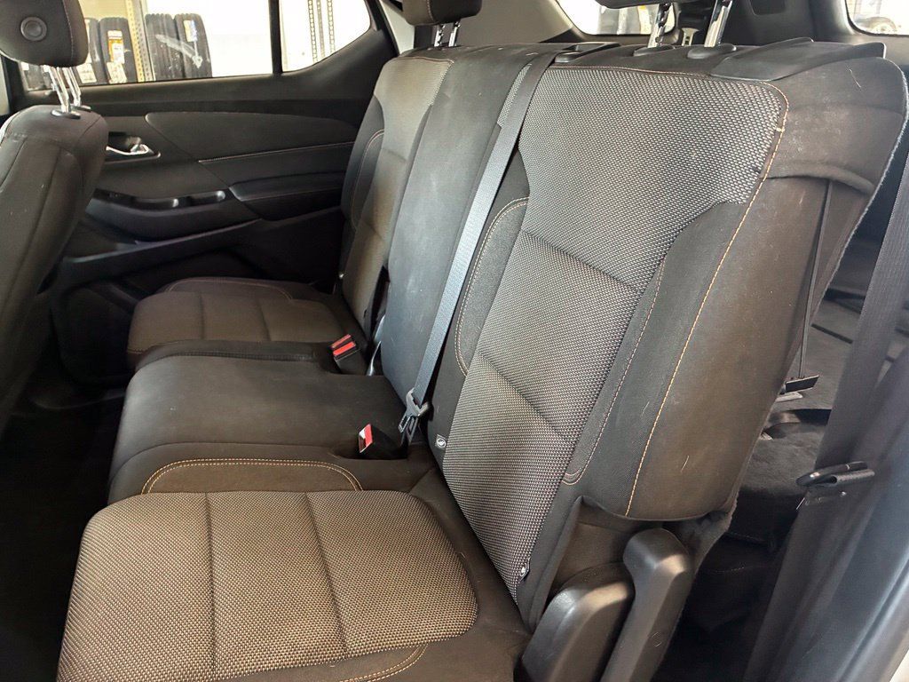 Used 2019 Chevrolet Traverse LS FWD image 10