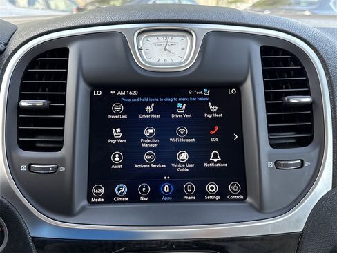 Used 2018 Chrysler 300 Limited w/ Safetytec Plus Group image 26