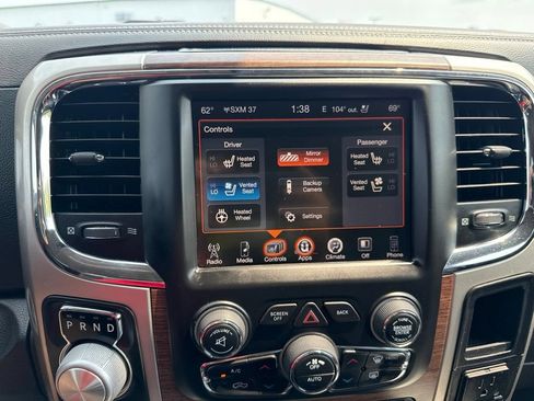 Used 2017 RAM 1500 Laramie w/ Convenience Group AWD/4WD image 35
