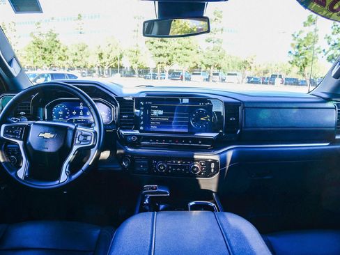 Used 2024 Chevrolet Silverado 1500 LTZ image 17