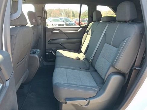 Used 2025 GMC Acadia Elevation AWD/4WD image 21