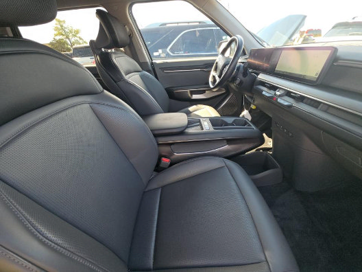 Used 2024 Kia EV9 Light Long Range RWD image 6