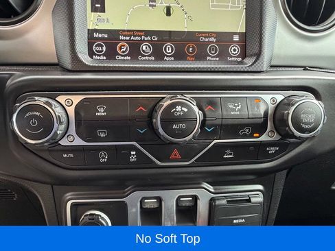 Used 2021 Jeep Wrangler Sport AWD/4WD image 24