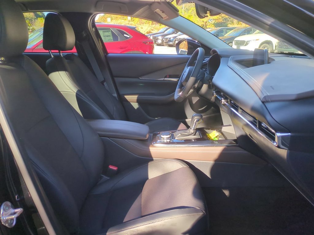 Certified 2025 MAZDA CX-30 AWD 2.5 S w/ Premium Package image 29